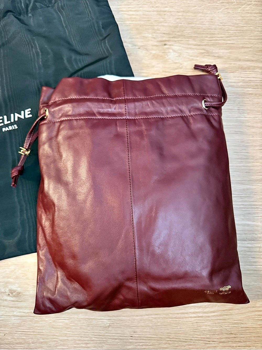 Celine SMALL CRYSTAL POUCH IN LAMBSKIN - Picture 2 of 2